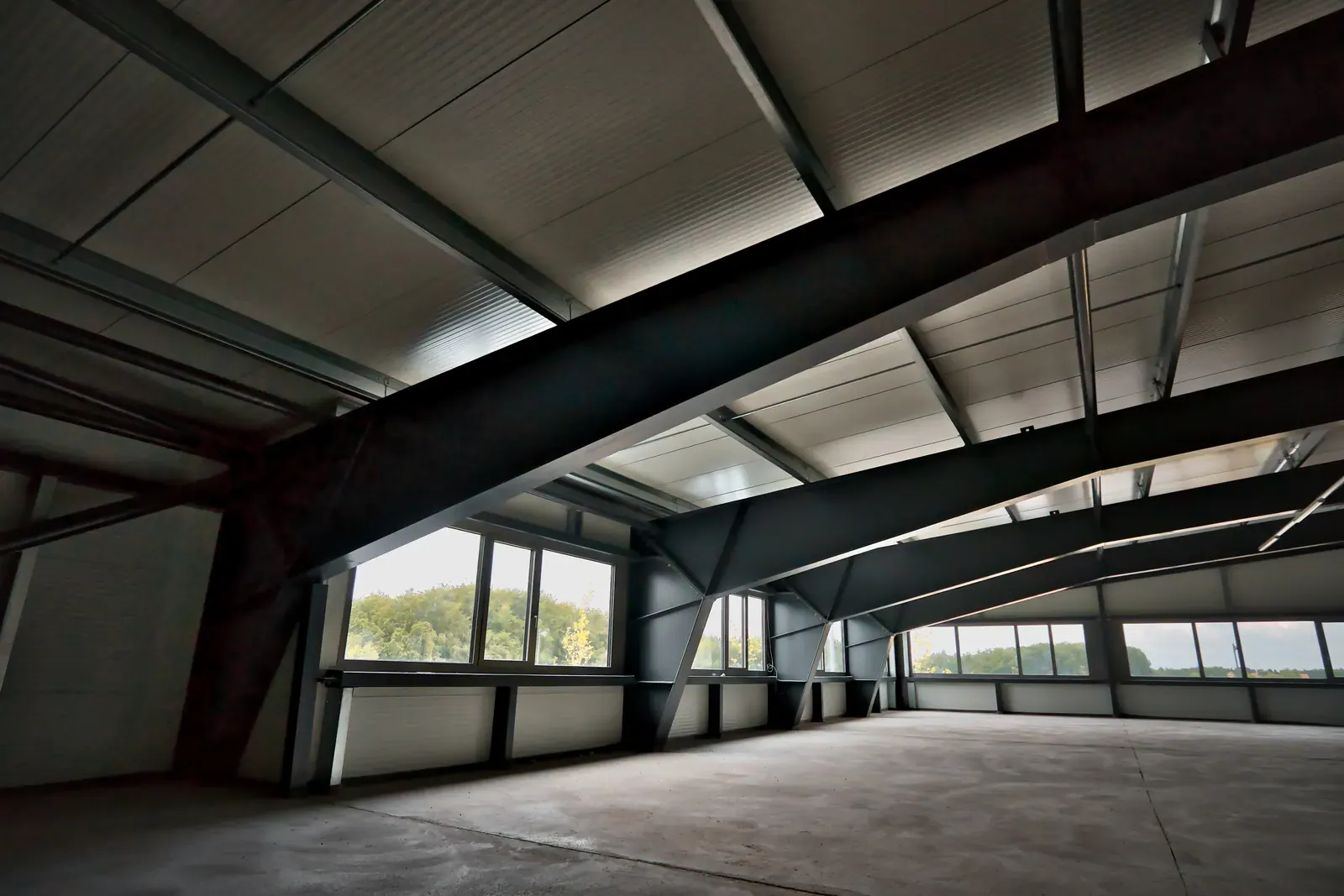 ATH Werkstattausrüstung: Büro- und Lagerhalle, Bild 12