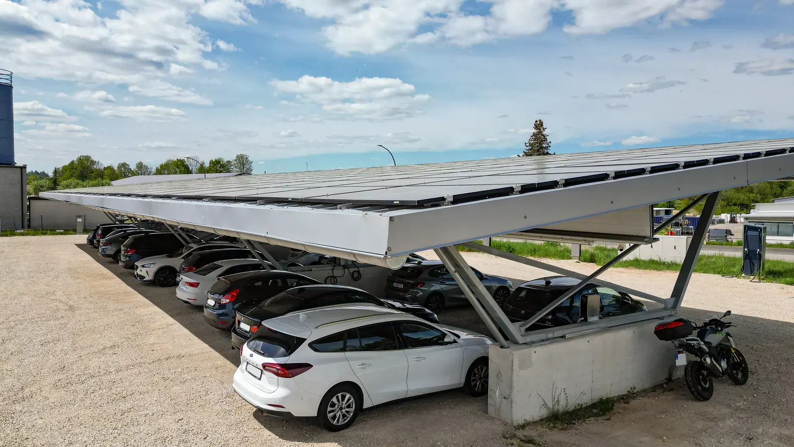 Hardy Barth: PV-Carport auf dem Firmenparkplatz, Bild 6