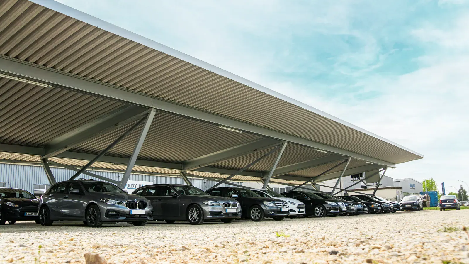 Hardy Barth: PV-Carport auf dem Firmenparkplatz, Bild 8