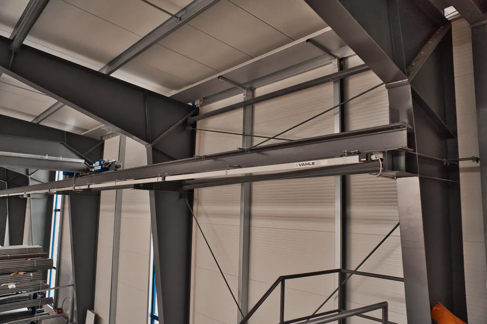 Metallbau Hartmann: Produktionshalle mit Büro, Bild 8