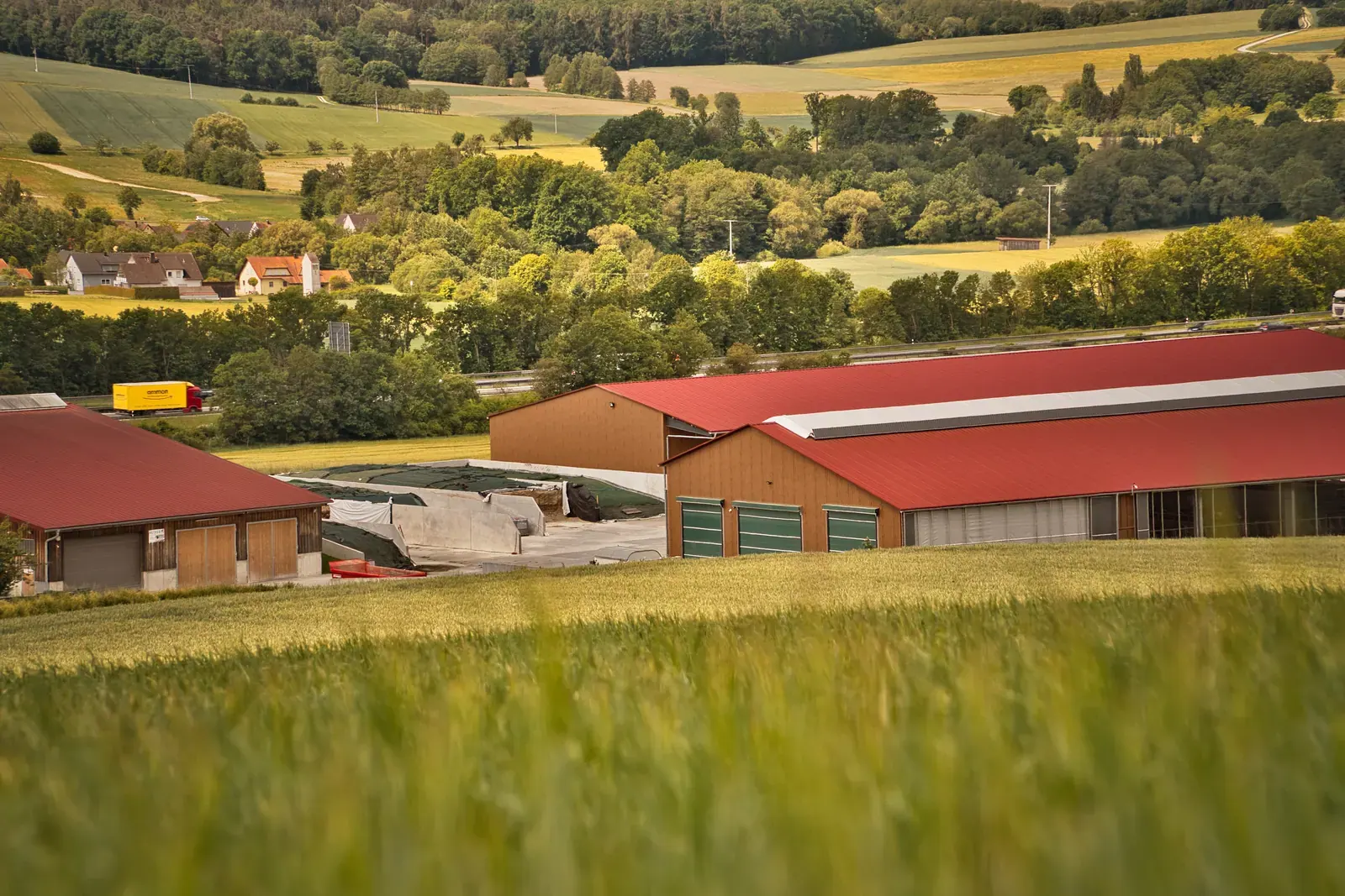Landwirtschaft Mederer: Landwirtschaftliche Maschinenhalle, Bild 2